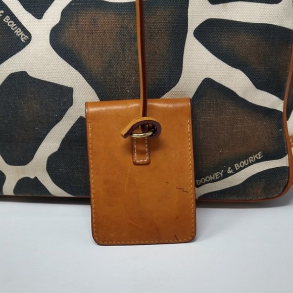 Women's Dooney & Bourke Giraffe Design Distressed Brown/Cream Bag w/Coin Pouch - Picture 7 of 16